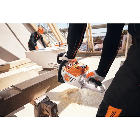 MSA 200 C-B Battery Chainsaw Skin Only